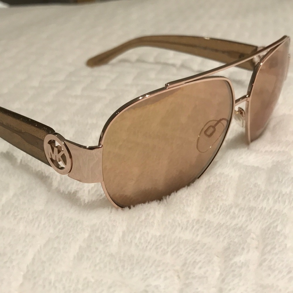 MICHAEL KORS SUNGLASSES